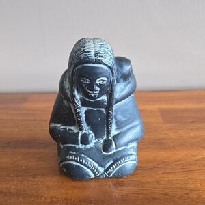 Black Resin Inuit With Baby Figurine